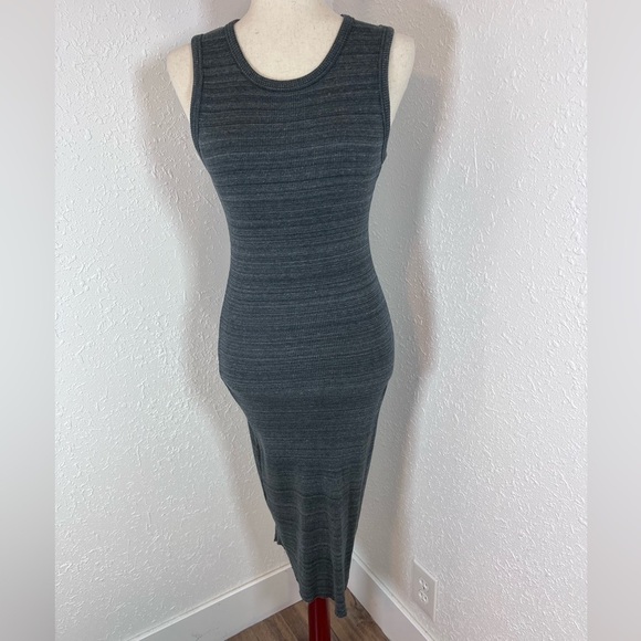 Aritzia Wilfred Free Lillian Ribbed Tank Midi Dress - Picture 3 of 8